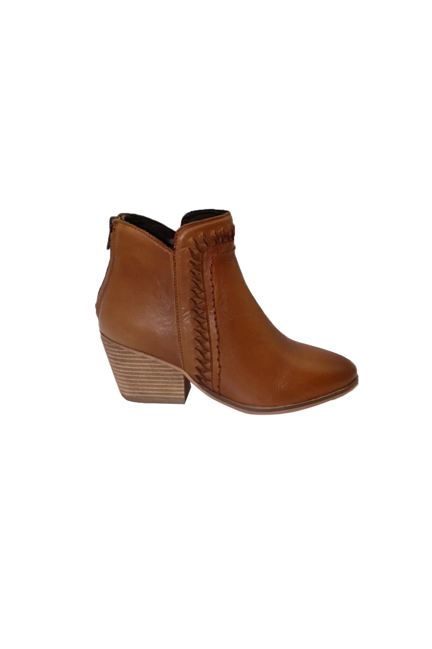 ANKLE BOOTS Stuns in Tan