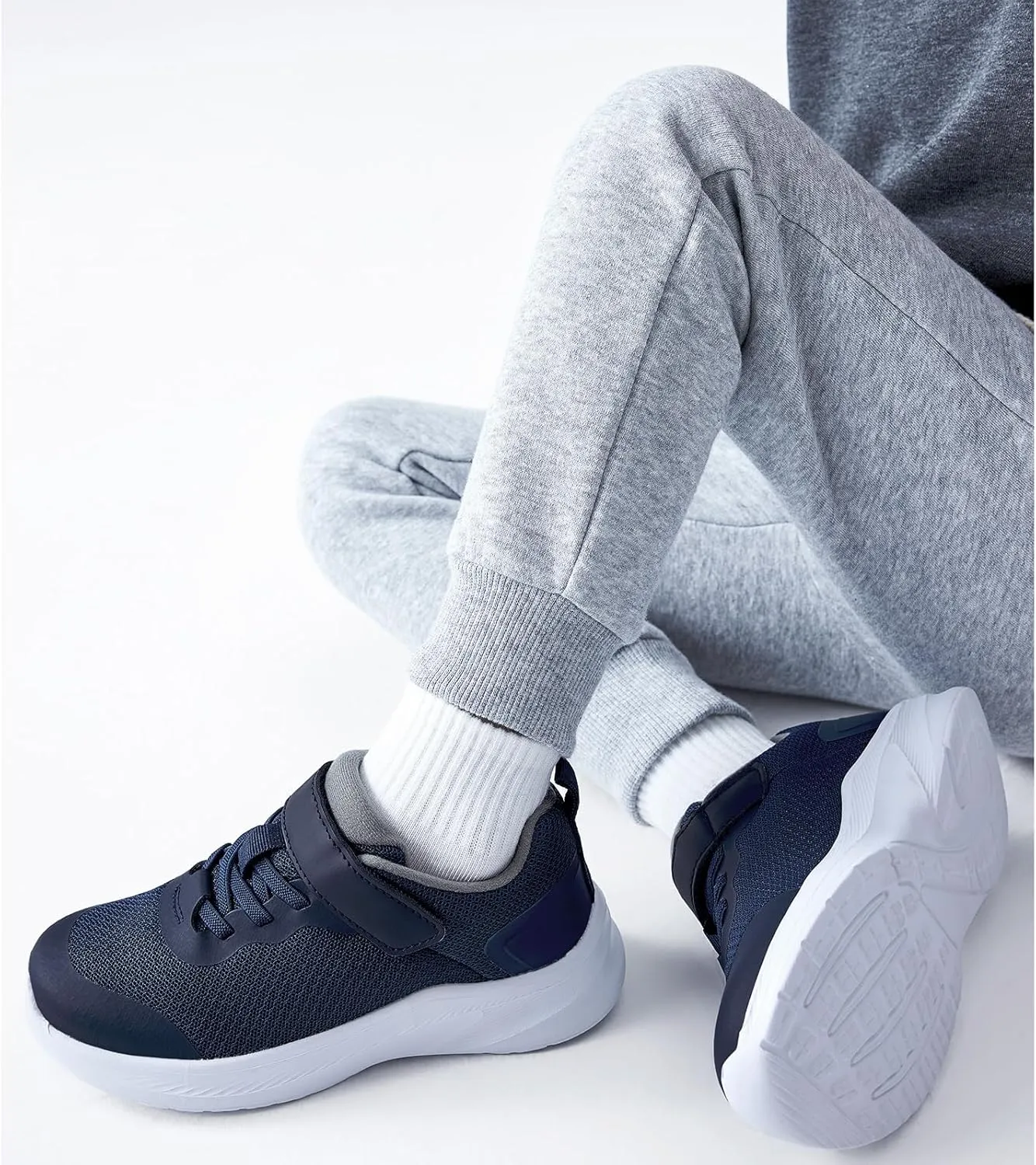 Kids' Lightweight Breathable Athletic Running Shoes - Comfortable Sport Sneakers for Boys and Girls