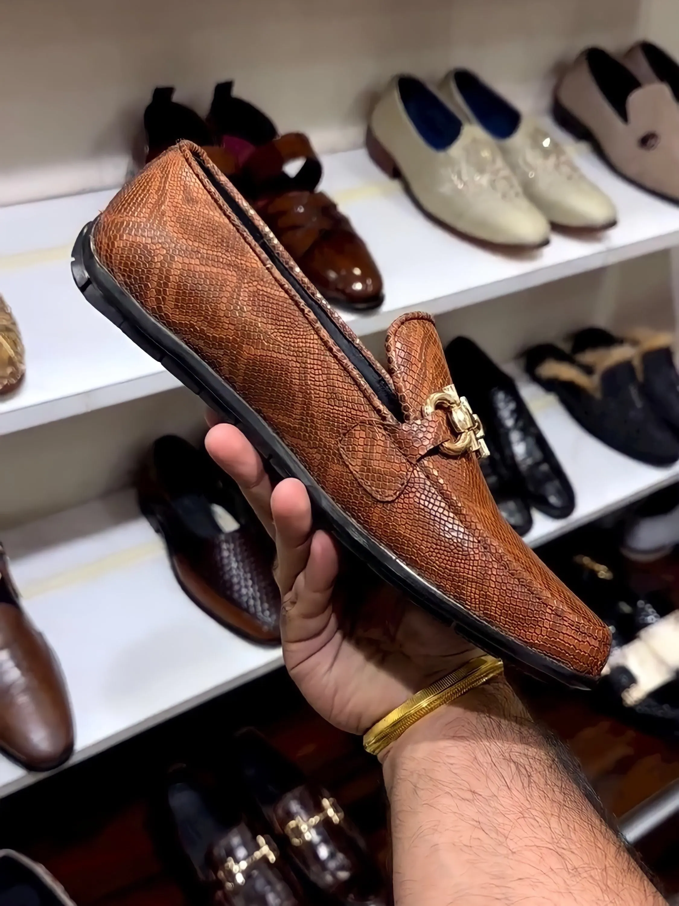 Snake Scaled Ultra-comfortable Driving Loafers