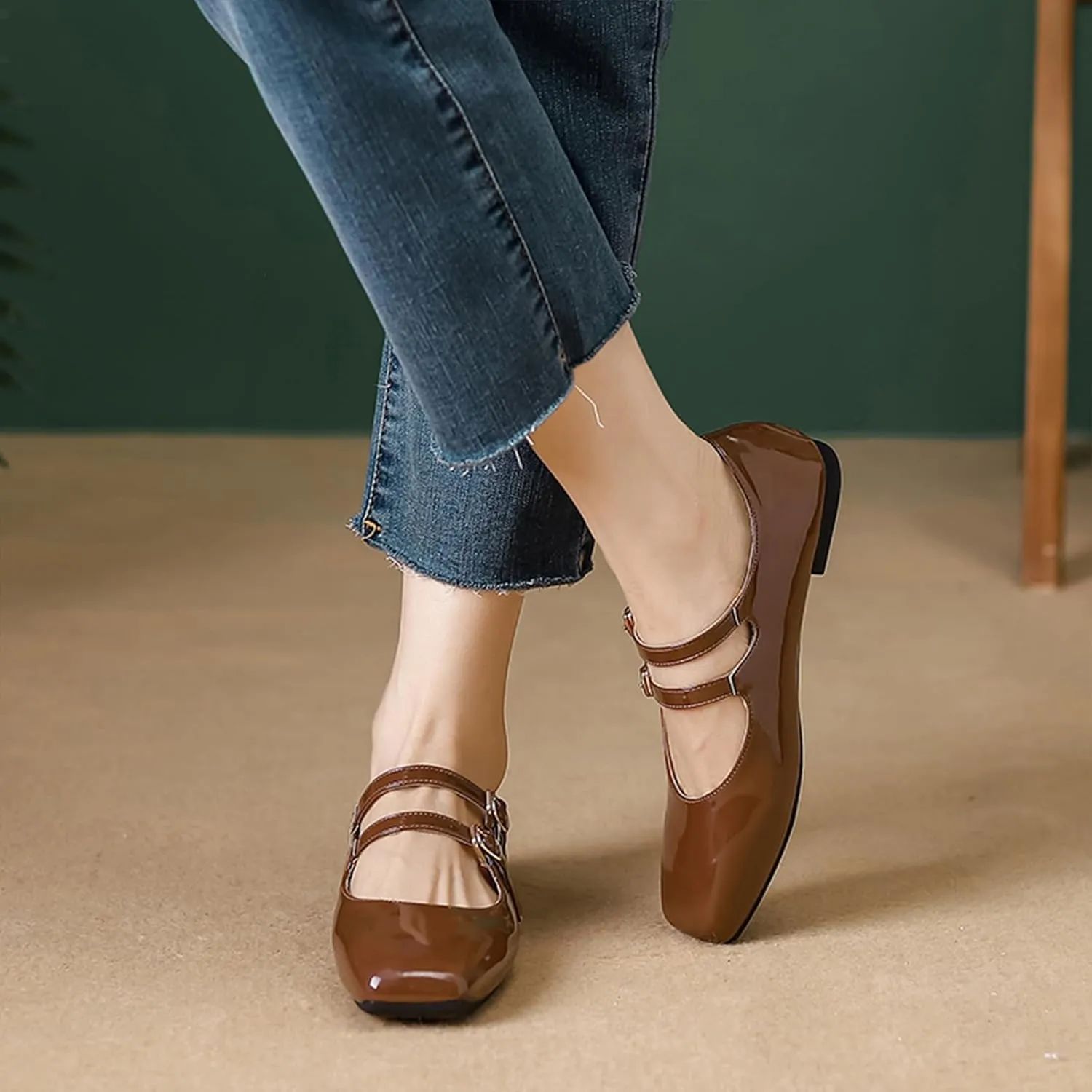 Women's Patent Leather Flat Mary Jane Shoes Elegant Square Toe Two Ankle Strap Ballet Flats for Walking Work Dressy & Casual
