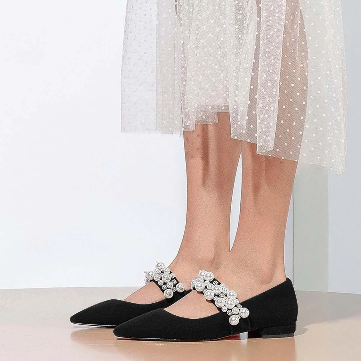 XYD Women's Pointed Toe Velvet Flats Pearl Strap Beaded Mary Janes Stylish Retro Party Dress Shoes